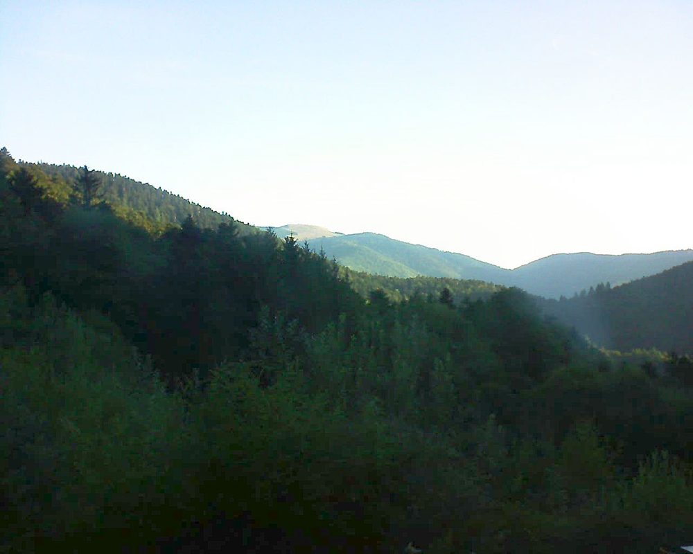 Le petit ballon vu depuis le Domaine Langmatt à Murbach le 11.08.2022 à 07:15 Le petit ballon (Alsace, Vosges) le 11.08.2022 à 07:15