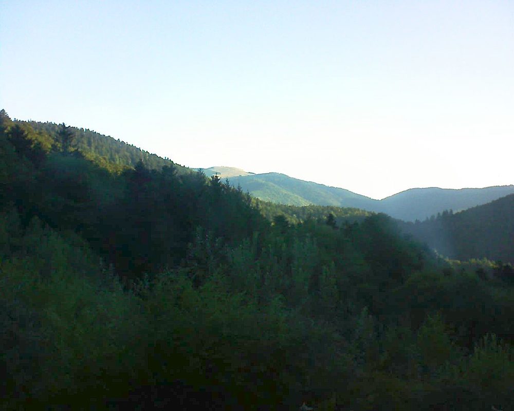 Le petit ballon vu depuis le Domaine Langmatt à Murbach le 13.08.2022 à 07:15 Le petit ballon (Alsace, Vosges) le 13.08.2022 à 07:15