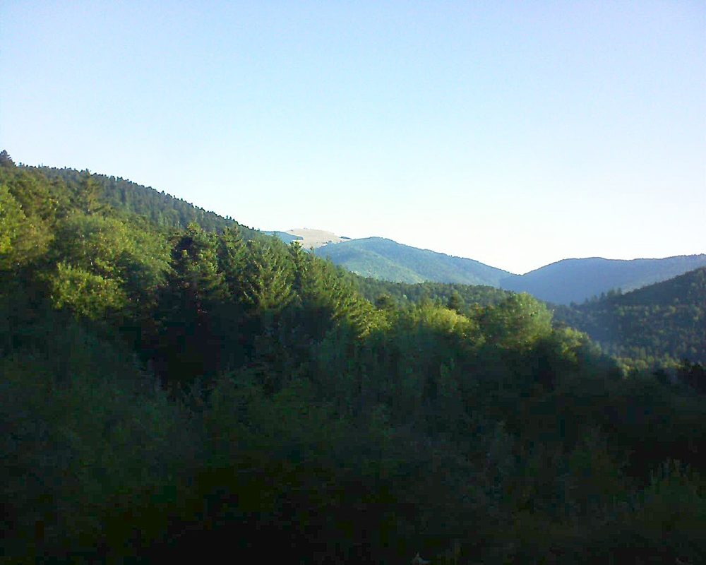 Le petit ballon vu depuis le Domaine Langmatt à Murbach le 13.08.2022 à 08:15 Le petit ballon (Alsace, Vosges) le 13.08.2022 à 08:15