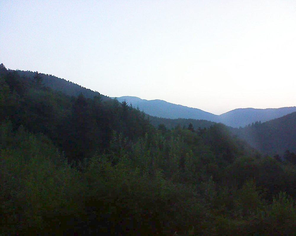 Le petit ballon vu depuis le Domaine Langmatt à Murbach le 16.08.2022 à 06:15 Le petit ballon (Alsace, Vosges) le 16.08.2022 à 06:15