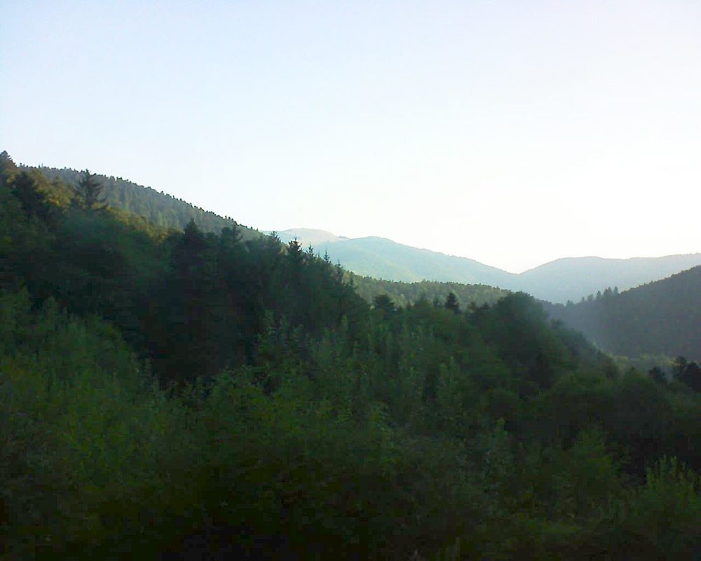 Le petit ballon vu depuis le Domaine Langmatt à Murbach le 16.08.2022 à 07:30 Le petit ballon (Alsace, Vosges) le 16.08.2022 à 07:30