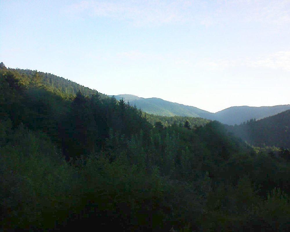 Le petit ballon vu depuis le Domaine Langmatt à Murbach le 21.08.2022 à 07:45 Le petit ballon (Alsace, Vosges) le 21.08.2022 à 07:45