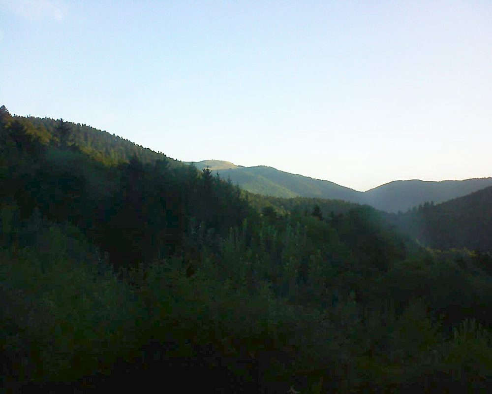 Le petit ballon vu depuis le Domaine Langmatt à Murbach le 22.08.2022 à 07:15 Le petit ballon (Alsace, Vosges) le 22.08.2022 à 07:15