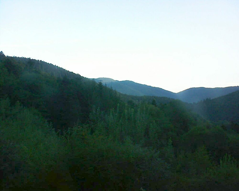 Le petit ballon vu depuis le Domaine Langmatt à Murbach le 05.09.2022 à 07:30 Le petit ballon (Alsace, Vosges) le 05.09.2022 à 07:30