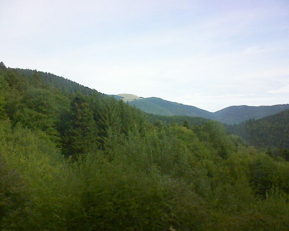 Le petit ballon vu depuis le Domaine Langmatt à Murbach le 13.09.2022 à 10:15 Le petit ballon (Alsace, Vosges) le 13.09.2022 à 10:15