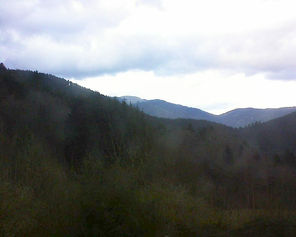 Le petit ballon vu depuis le Domaine Langmatt à Murbach le 29.12.2023 à 15:45 Le petit ballon (Alsace, Vosges) le 29.12.2023 à 15:45