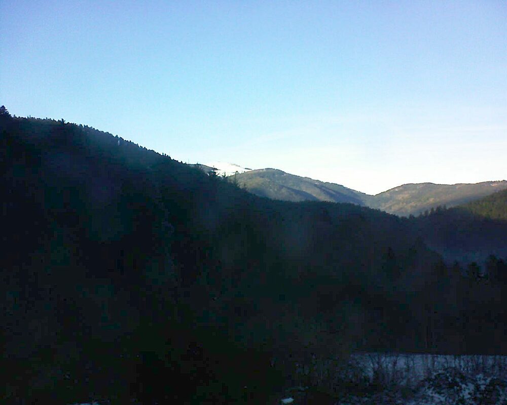 Le petit ballon vu depuis le Domaine Langmatt à Murbach le 14.01.2024 à 15:30 Le petit ballon (Alsace, Vosges) le 14.01.2024 à 15:30