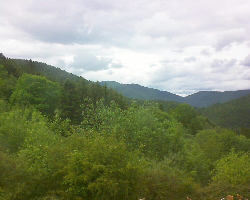 Le petit ballon vu depuis le Domaine Langmatt à Murbach le 21.05.2024 à 16:00 Le petit ballon (Alsace, Vosges) le 21.05.2024 à 16:00