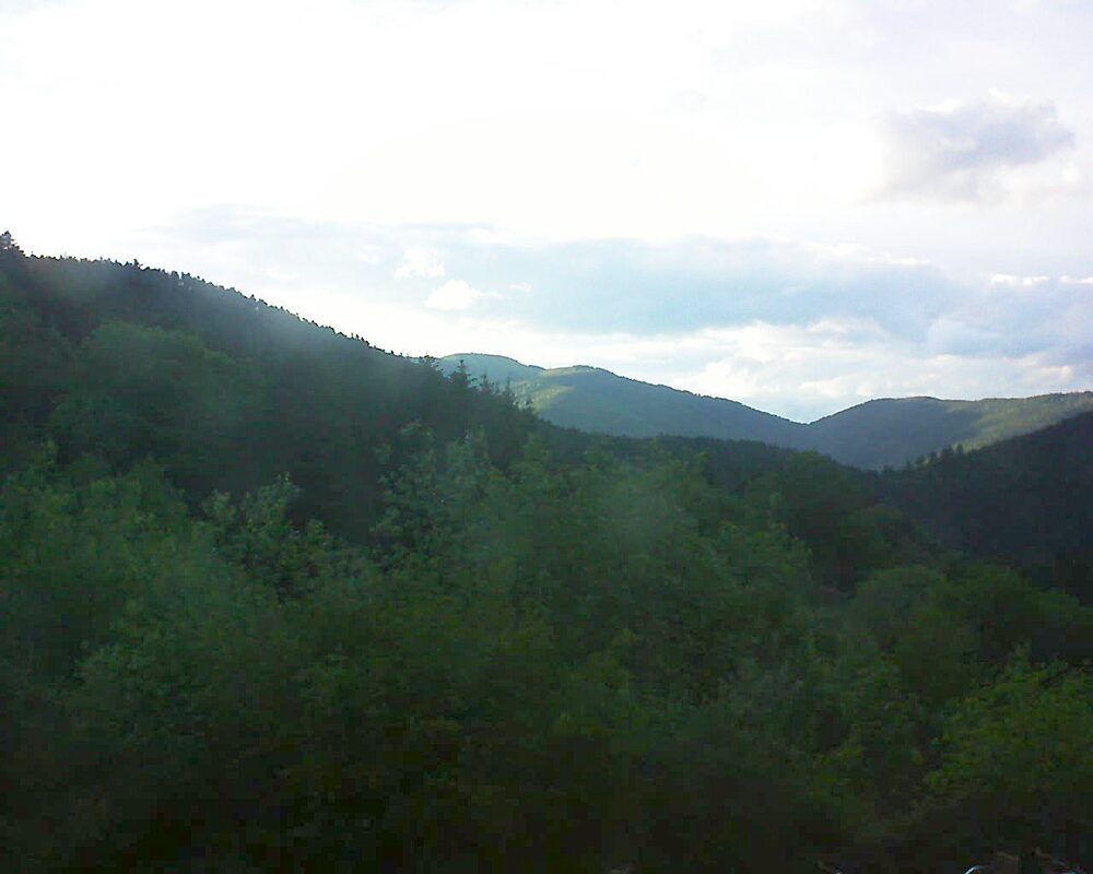 Le petit ballon vu depuis le Domaine Langmatt à Murbach le 21.05.2024 à 20:15 Le petit ballon (Alsace, Vosges) le 21.05.2024 à 20:15