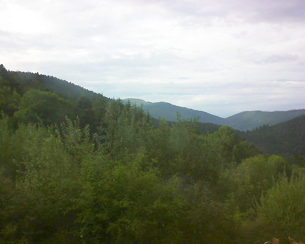 Le petit ballon vu depuis le Domaine Langmatt à Murbach le 26.07.2024 à 18:30 Le petit ballon (Alsace, Vosges) le 26.07.2024 à 18:30