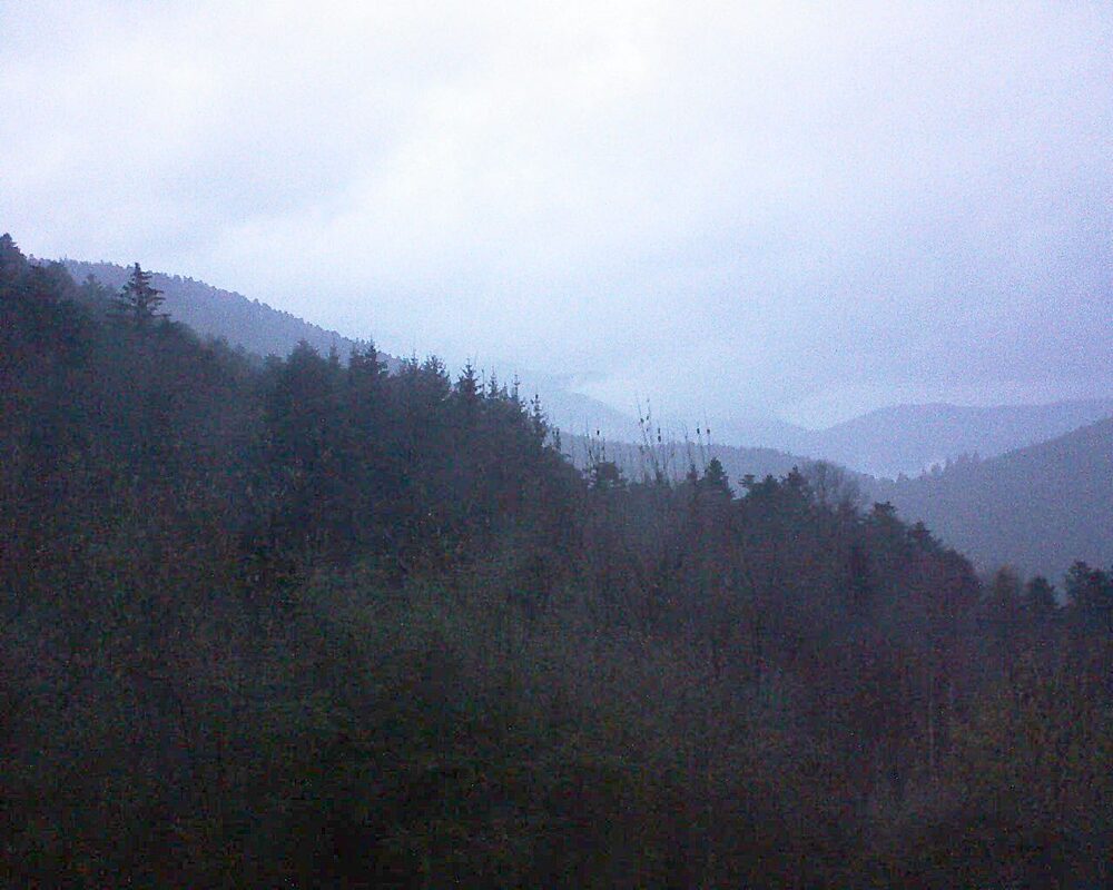 Le petit ballon vu depuis le Domaine Langmatt à Murbach le 26.11.2024 à 07:45 Le petit ballon (Alsace, Vosges) le 26.11.2024 à 07:45