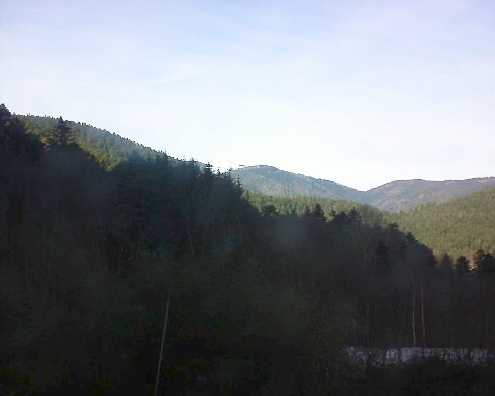 Le petit ballon vu depuis le Domaine Langmatt à Murbach le 01.01.2025 à 14:00 Le petit ballon (Alsace, Vosges) le 01.01.2025 à 14:00