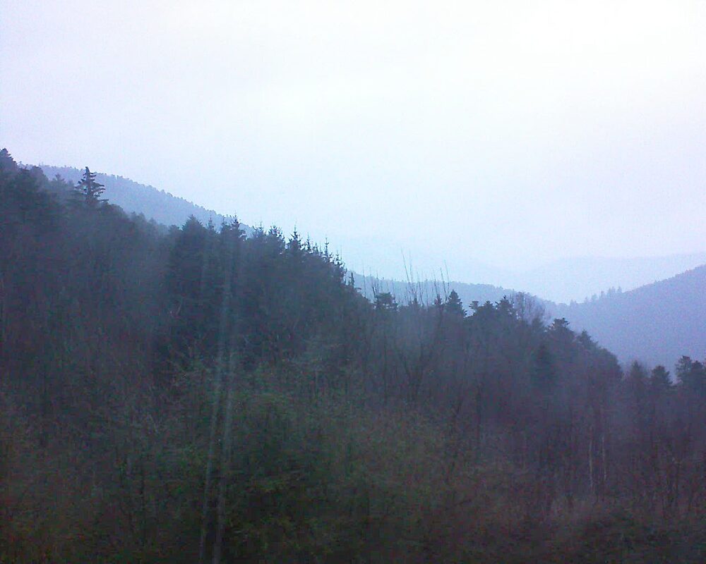 Le petit ballon vu depuis le Domaine Langmatt à Murbach le 27.01.2025 à 08:30 Le petit ballon (Alsace, Vosges) le 27.01.2025 à 08:30