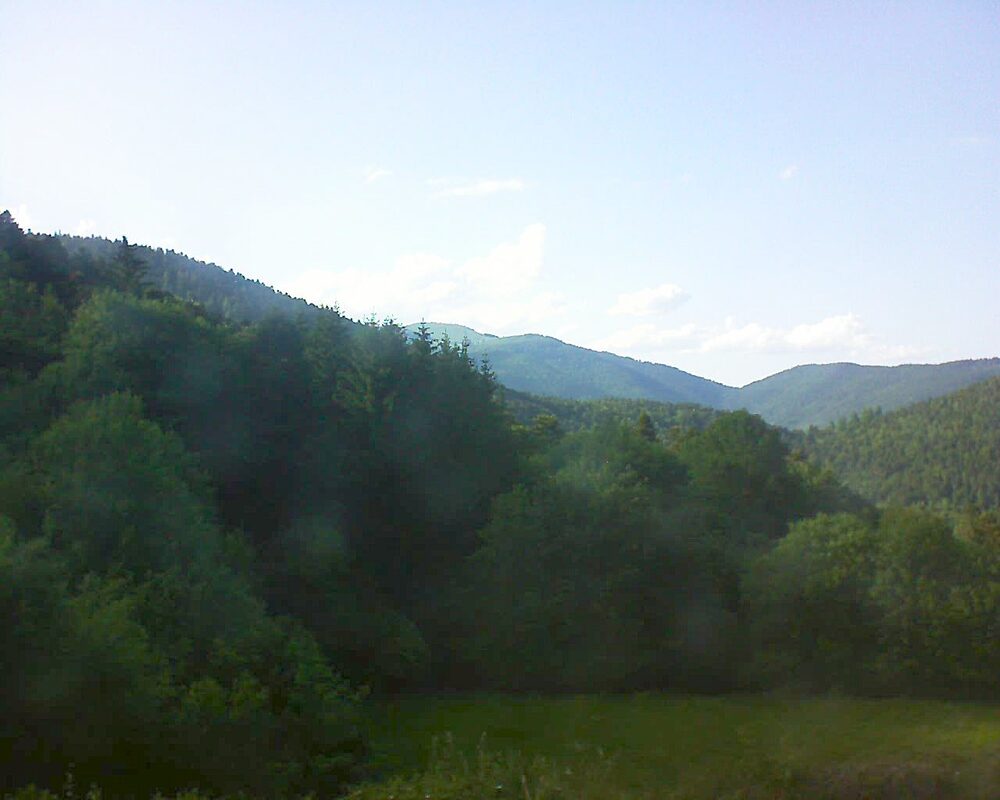 Le petit ballon vu depuis le Domaine Langmatt à Murbach le 30.05.2025 à 18:45 Le petit ballon (Alsace, Vosges) le 30.05.2025 à 18:45