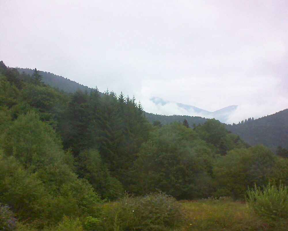 Le petit ballon vu depuis le Domaine Langmatt à Murbach le 20.08.2025 à 09:00 Le petit ballon (Alsace, Vosges) le 20.08.2025 à 09:00