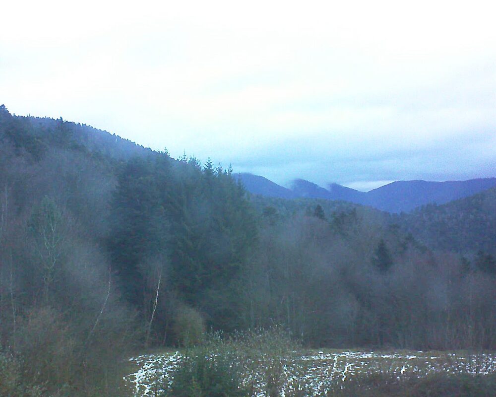Le petit ballon vu depuis le Domaine Langmatt à Murbach le 15.01.2026 à 08:30 Le petit ballon (Alsace, Vosges) le 15.01.2026 à 08:30