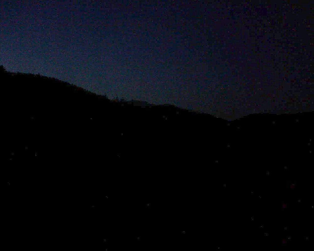 Le petit ballon vu depuis le Domaine Langmatt à Murbach le 27.03.2026 à 19:30 Le petit ballon (Alsace, Vosges) le 27.03.2026 à 19:30