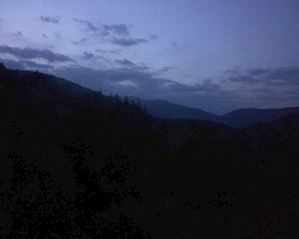 Le petit ballon vu depuis le Domaine Langmatt à Murbach le 15.04.2026 à 20:45 Le petit ballon (Alsace, Vosges) le 15.04.2026 à 20:45