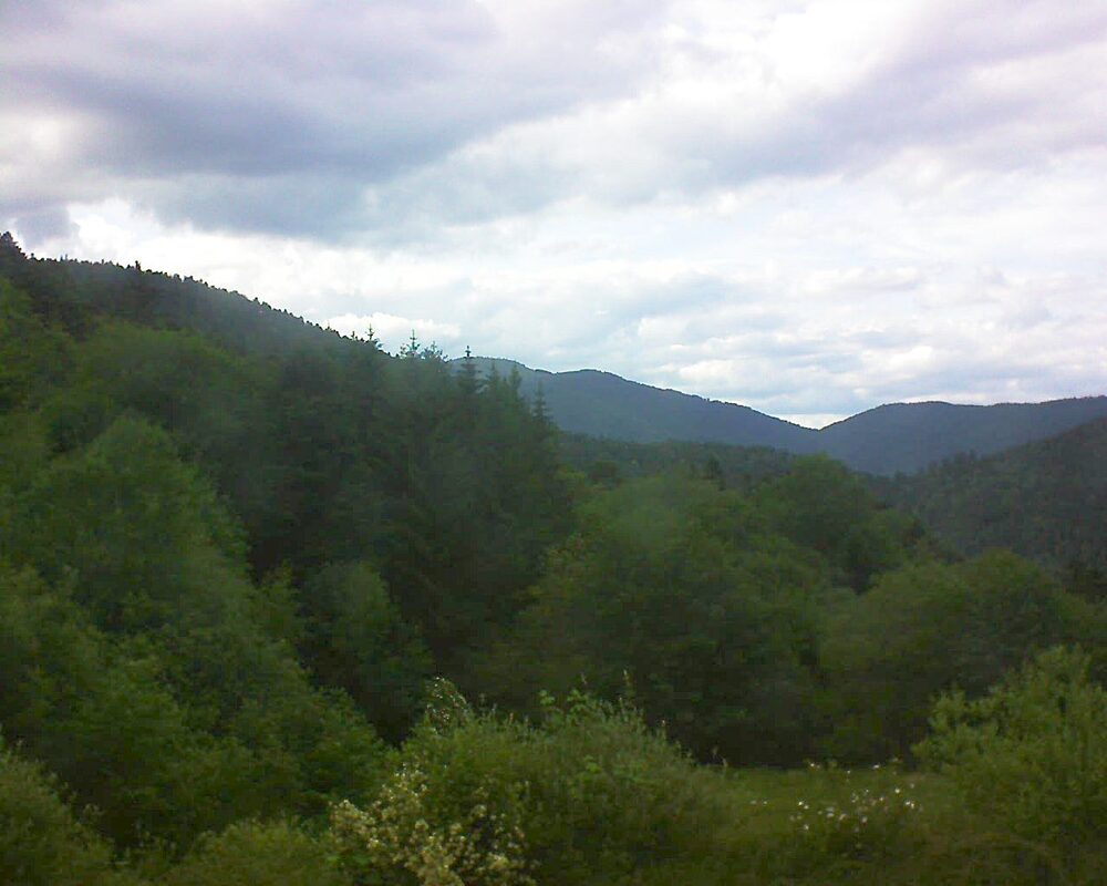 Le petit ballon vu depuis le Domaine Langmatt à Murbach le 01.06.2026 à 18:45 Le petit ballon (Alsace, Vosges) le 01.06.2026 à 18:45