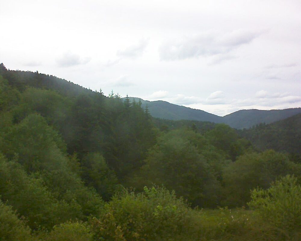 Le petit ballon vu depuis le Domaine Langmatt à Murbach le 09.06.2026 à 19:00 Le petit ballon (Alsace, Vosges) le 09.06.2026 à 19:00