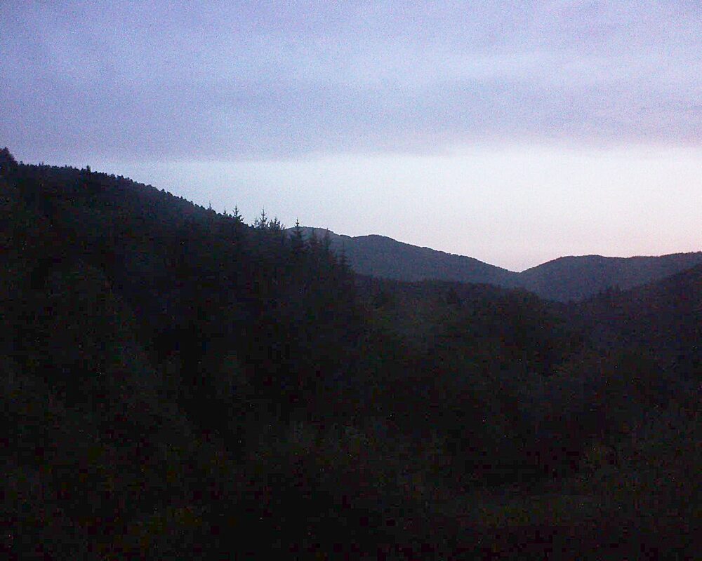 Le petit ballon vu depuis le Domaine Langmatt à Murbach le 10.08.2026 à 06:00 Le petit ballon (Alsace, Vosges) le 10.08.2026 à 06:00