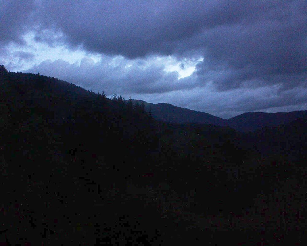Le petit ballon vu depuis le Domaine Langmatt à Murbach le 31.08.2026 à 06:30 Le petit ballon (Alsace, Vosges) le 31.08.2026 à 06:30