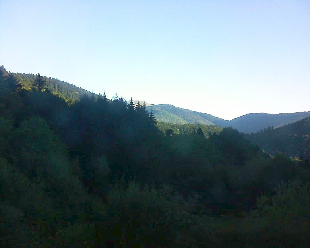Le petit ballon vu depuis le Domaine Langmatt à Murbach le 04.09.2026 à 08:00 Le petit ballon (Alsace, Vosges) le 04.09.2026 à 08:00