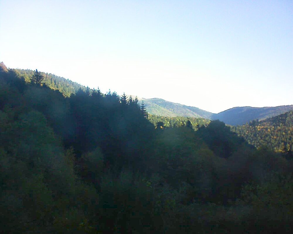 Le petit ballon vu depuis le Domaine Langmatt à Murbach le 27.10.2026 à 08:30 Le petit ballon (Alsace, Vosges) le 27.10.2026 à 08:30